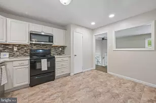 114 Chatham Rd, Mount Laurel, NJ 08054 - Photo 12