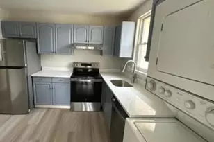 5 Florence Tollgate Pl, Florence, NJ 08518 - Photo 1