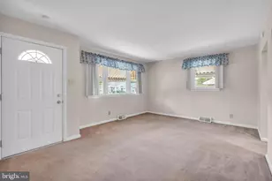 19 Paul Rd, Maple Shade, NJ 08052 - Photo 8