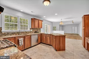 32 Constitution Dr, Southampton, NJ 08088 - Photo 14