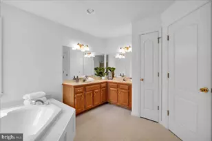 32 Constitution Dr, Southampton, NJ 08088 - Photo 28