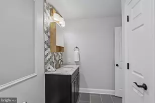 4 Broadacre Dr, Mount Laurel, NJ 08054 - Photo 58