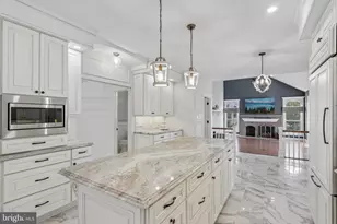 4 Broadacre Dr, Mount Laurel, NJ 08054 - Photo 32