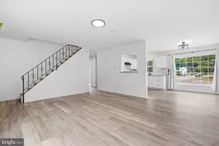 16 Bently Ln, Willingboro, NJ 08046 - Photo 6