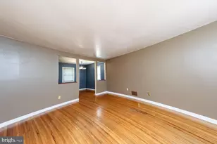 521 Smith Ln, Mount Holly, NJ 08060 - Photo 2