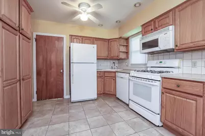 521 Smith Lane, Mount Holly, NJ 08060 - Photo 6