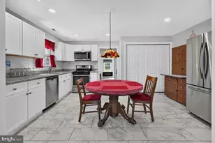 419 Hickory Ln, Mount Laurel, NJ 08054 - Photo 6