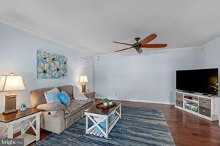 275 Green St, Beverly, NJ 08010 - Photo 6