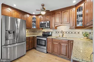 275 Green St, Beverly, NJ 08010 - Photo 4