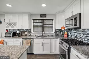 12 Pine Ln, Willingboro, NJ 08046 - Photo 18