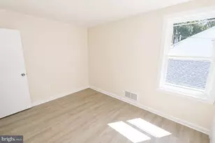 111 Barclay St, Burlington, NJ 08016 - Photo 10
