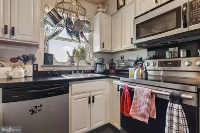 1294 Cooper #E8, Edgewater Park, NJ 08010 - Photo 8