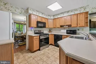 26 Friar Tuck Dr, Medford, NJ 08055 - Photo 6