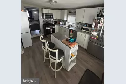 203 Mill Street, Mount Holly, NJ 08060 - Photo 6