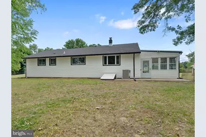201 S Garden Boulevard, Beverly, NJ 08010 - Photo 22