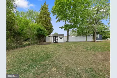 201 S Garden Boulevard, Beverly, NJ 08010 - Photo 24