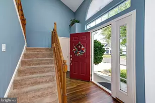 64 Jennifer Ln, Burlington, NJ 08016 - Photo 2