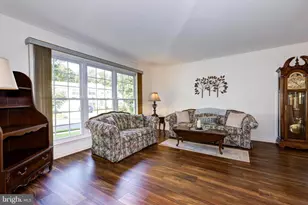 64 Jennifer Ln, Burlington, NJ 08016 - Photo 10
