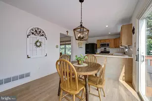 64 Jennifer Ln, Burlington, NJ 08016 - Photo 20