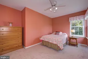 64 Jennifer Ln, Burlington, NJ 08016 - Photo 32