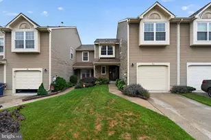 51 Kettlebrook Dr, Mount Laurel, NJ 08054 - Photo 4