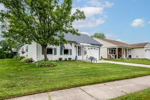 58 Marlborough Dr, Southampton, NJ 08088 - Photo 2