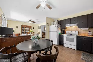 227 Tenby Chase Dr, Delran, NJ 08075 - Photo 16