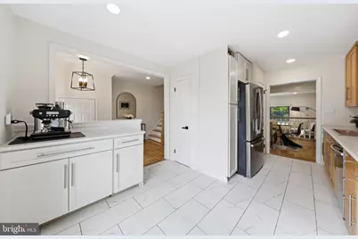 633 E Main Street #B2, Moorestown, NJ 08057 - Photo 4