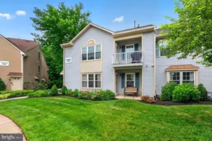 501 Harwood Ct, Mount Laurel, NJ 08054 - Photo 2