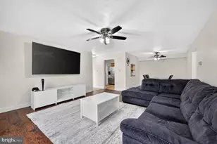 501 Harwood Ct, Mount Laurel, NJ 08054 - Photo 6