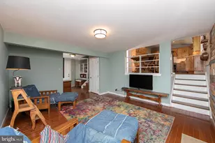 157 S Brentwood Dr, Mount Laurel, NJ 08054 - Photo 6