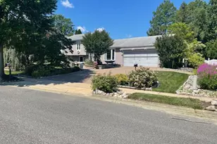 25 Brighton Dr, Marlton, NJ 08053 - Photo 2