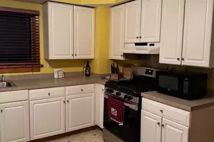 323 4th W, Florence, NJ 08518 - Photo 2