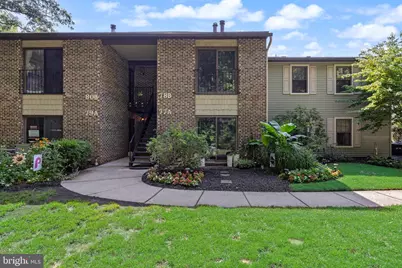 77 W Bluebell Lane, Mount Laurel, NJ 08054 - Photo 2