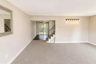 14 Ruscombe Ct, Willingboro, NJ 08046 - Photo 4