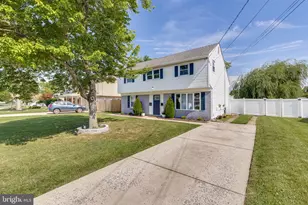 13 Marlborough Ave, Marlton, NJ 08053 - Photo 2