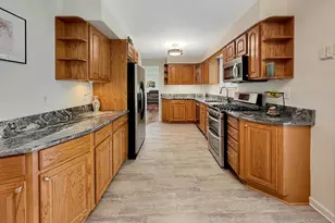 71 Coachman Dr, Bordentown, NJ 08505 - Photo 4