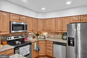 54 W Bluebell Ln, Mount Laurel, NJ 08054 - Photo 6