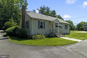 17 Mt Laurel Rd, Mount Laurel, NJ 08054 - Photo 2