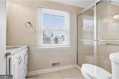 169 E Saint Andrews Drive, Mount Laurel, NJ 08054 - Photo 10