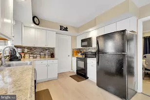 2 Harrington Cir, Willingboro, NJ 08046 - Photo 8