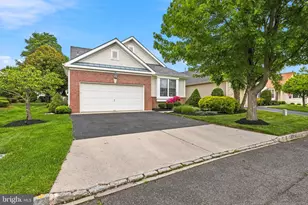 115 Paisley Pl, Hainesport, NJ 08036 - Photo 2