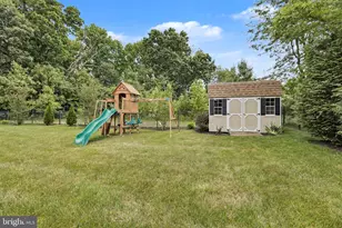 228 Leffler Cir, Florence, NJ 08518 - Photo 68