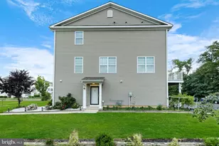 42 Mountie Ln, Chesterfield Township, NJ 08515 - Photo 4