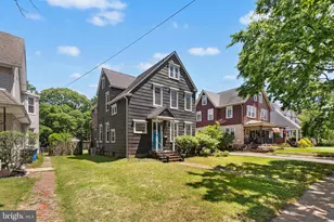 419 Elm Ave, Riverton, NJ 08077 - Photo 2