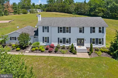 192 Yorkshire Terrace, Wrightstown, NJ 08562 - Photo 4