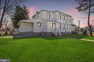 1026 W 5th St, Florence, NJ 08518 - Photo 1