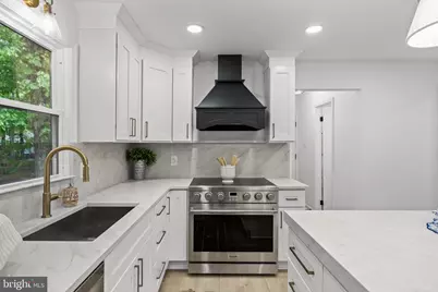 1 Dickson Drive, Medford, NJ 08055 - Photo 18