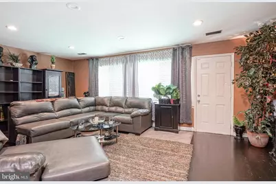 28 Blueberry Lane, Willingboro, NJ 08046 - Photo 2