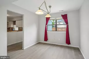 108 Mayfair Ln, Mount Laurel, NJ 08054 - Photo 6